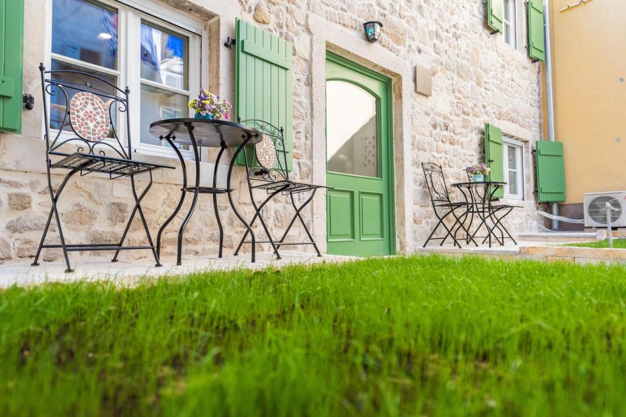 10 Heritage Rooms Zadar Exterior photo